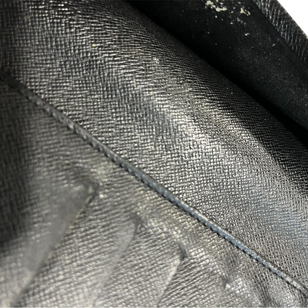 Louis Vuitton Epi Porte Chequier
Credit Card Long Wallet - Picture 6 of 9